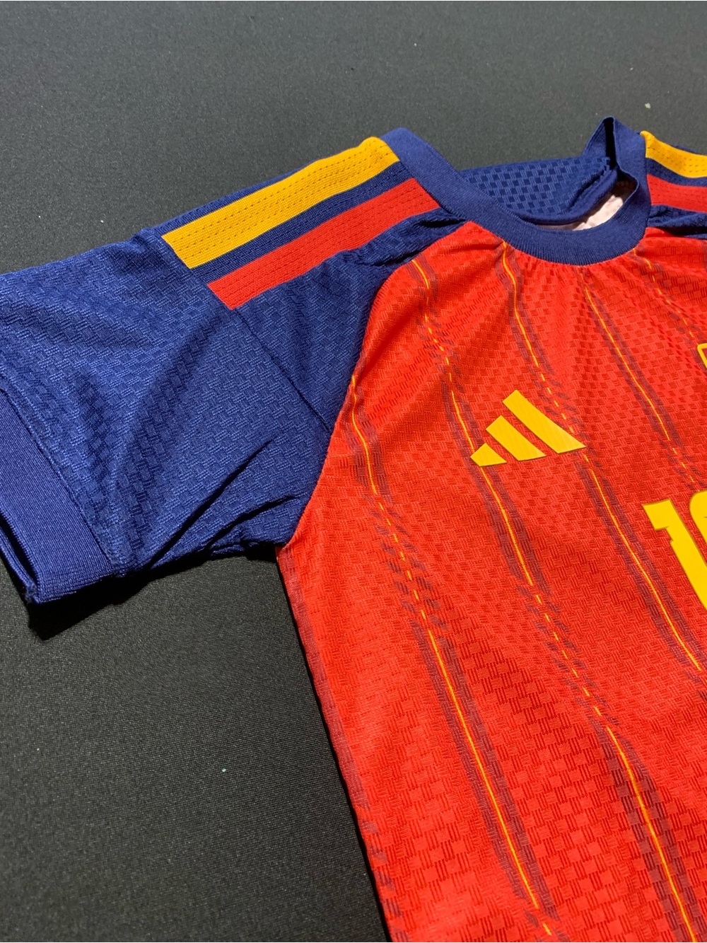 Kids 2026 Spain Jerseys - Picture 15 of 16